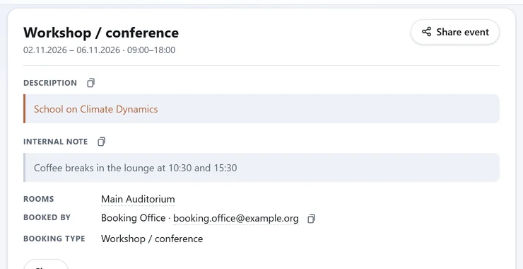 A booking's own page with its description, internal note, room, owner and type
